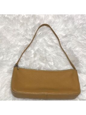 🛑SOLD 🛑CARVEN PARIS SMALL LEATHER PURSE🛑NOT FOR SALE 🛑